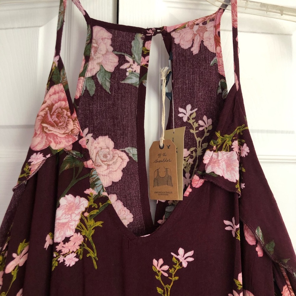 American Eagle Floral Flowy Top - Picture 2 of 3